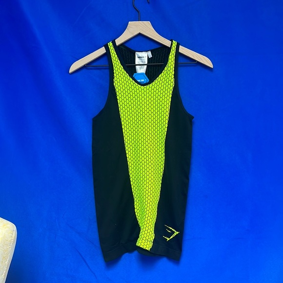 Gymshark Tops - GymShark Women’s Neon Athletic Tank Top (4229)